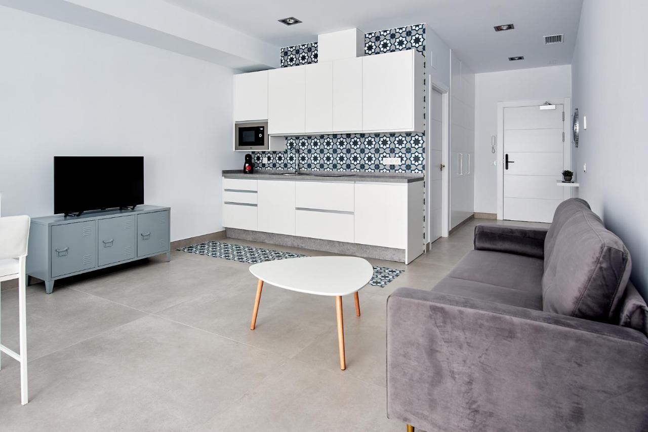 9 Nidos Centrica Suites - Nuevo Plasencia Exterior foto