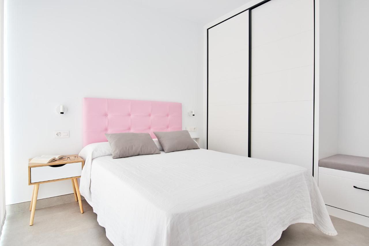 9 Nidos Centrica Suites - Nuevo Plasencia Exterior foto